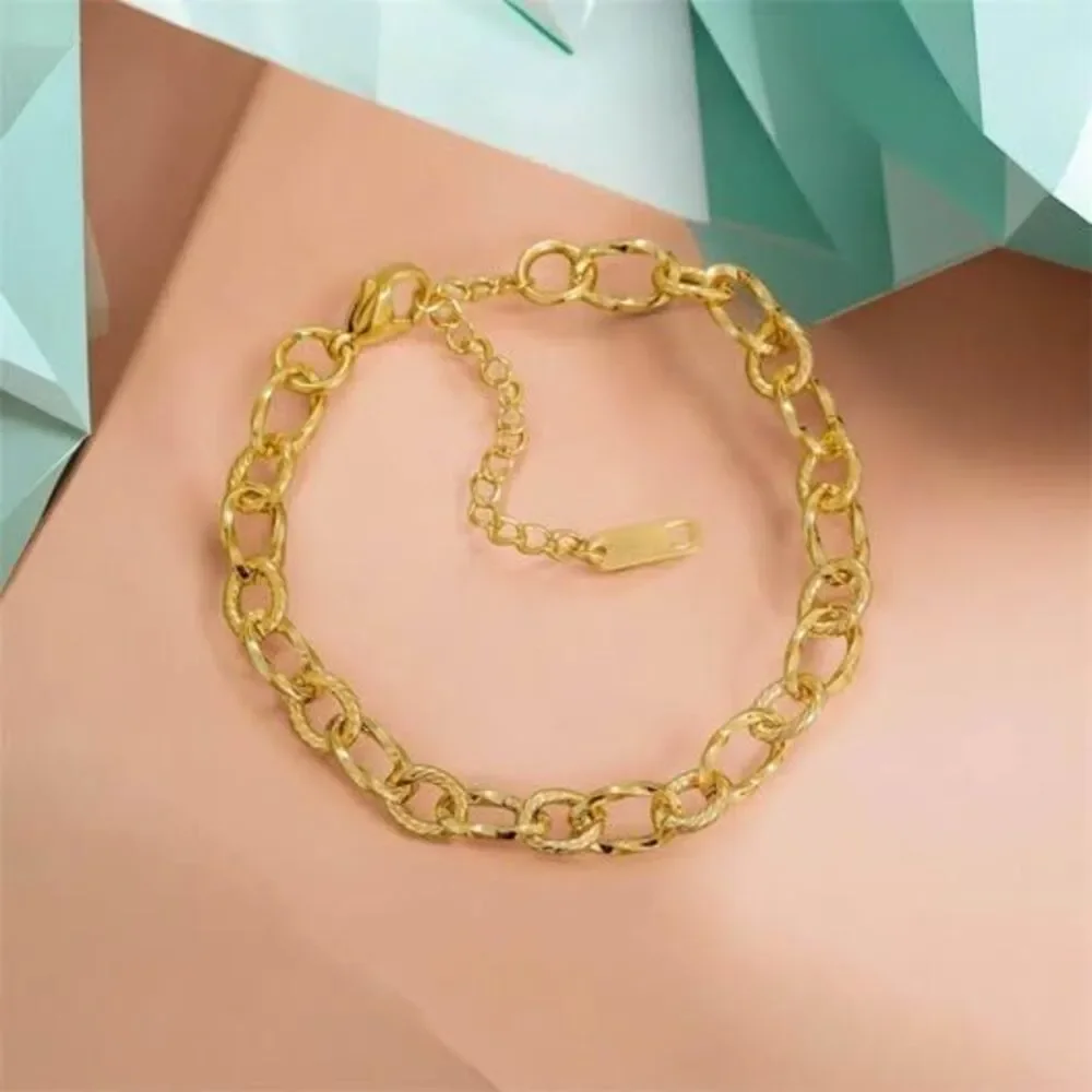 🎁🎁 Free shipping !! 18 karat gold PVD plated over 316 L stainless steel textur